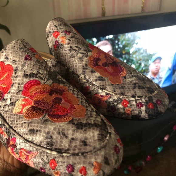 INC Gannie Mule - Picture 4 of 5